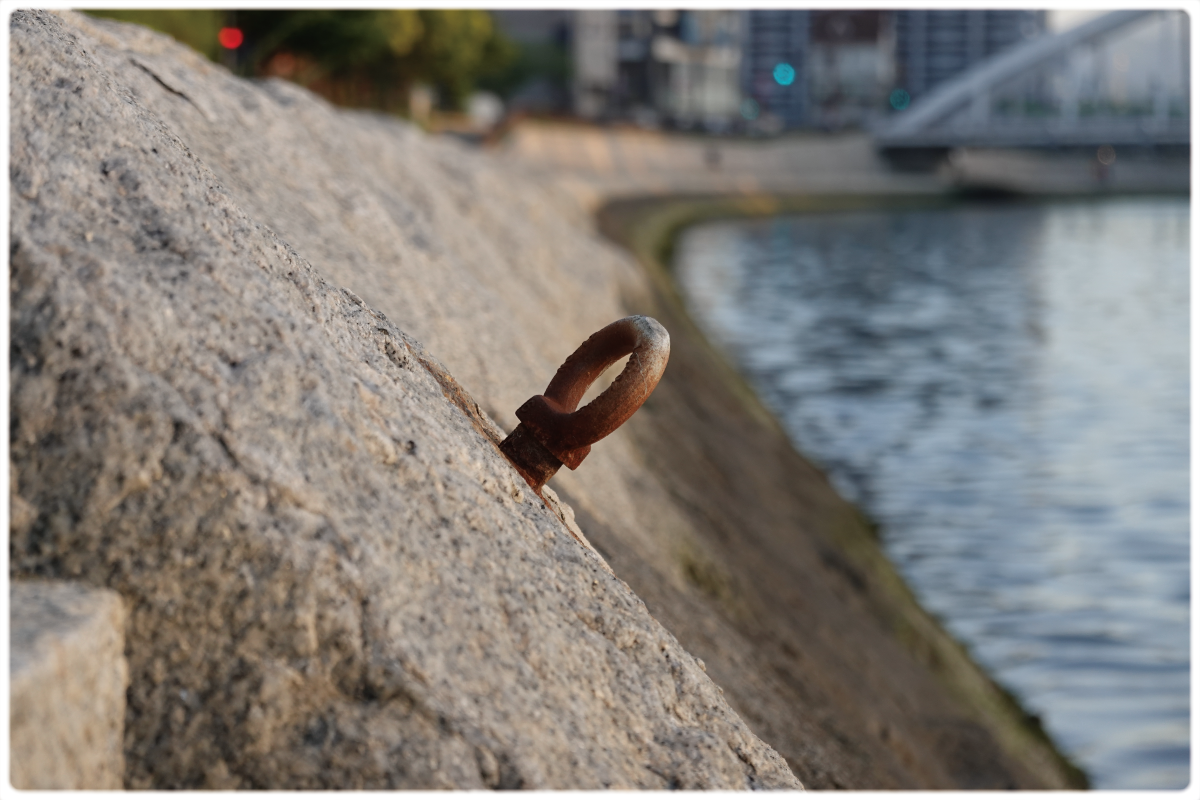 20200512_紫川の謎_金具_1